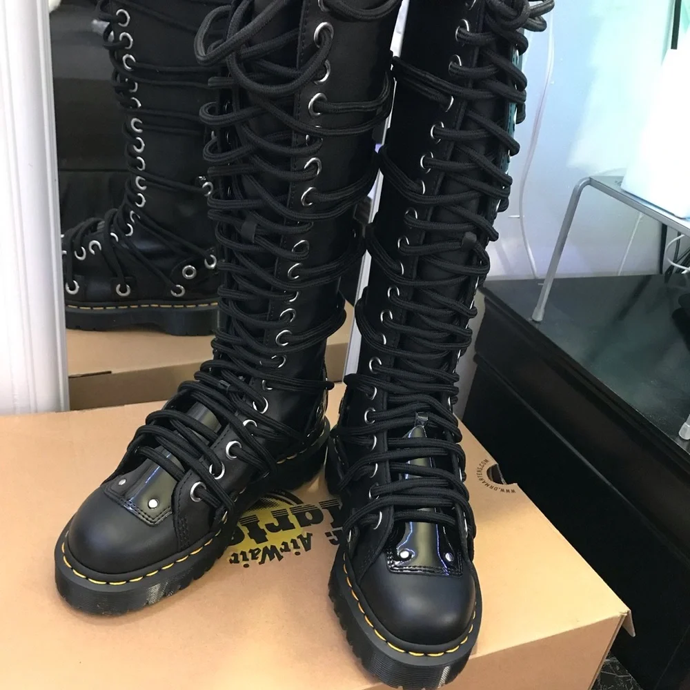 Dr. Martens DARIA 1B60 BEX - Picture 2 of 10